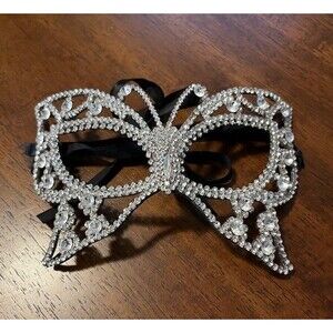 Women’s Rhinestone Butterfly Face Mask